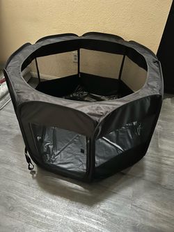 Portable/foldable playpen