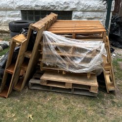 Wooden  pallets