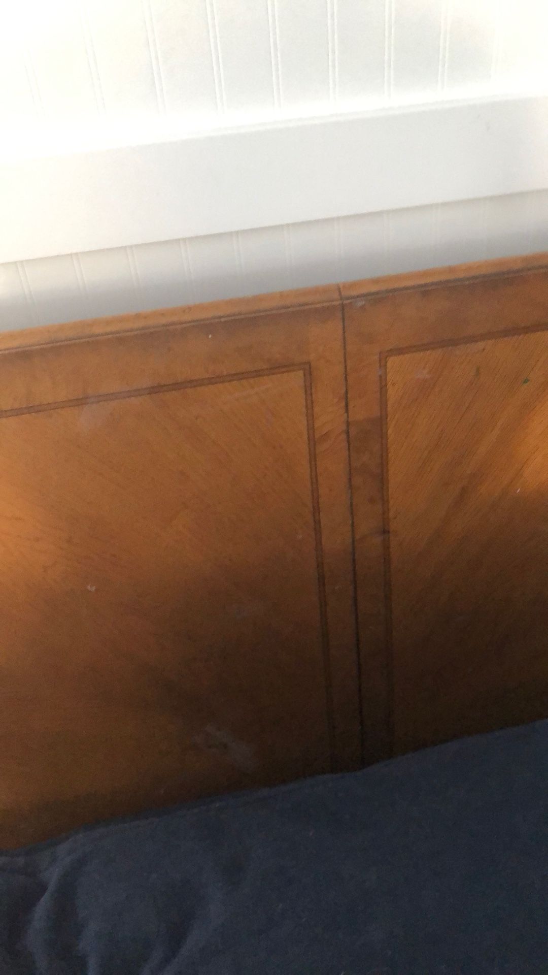 Thomasville Dining Table Extends Two Leaves