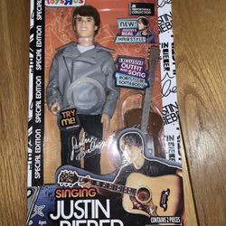 Justin Bieber Singing Doll Toys R Us Special Edition 2011