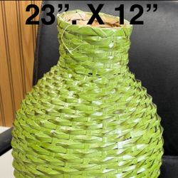 Nice Piece, Show Natural Green Color