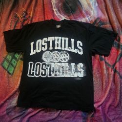 Lost hills shirt size Large