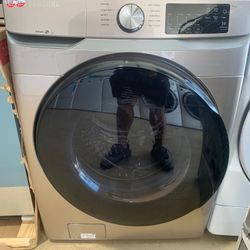 Samsung washer new scratch and dent