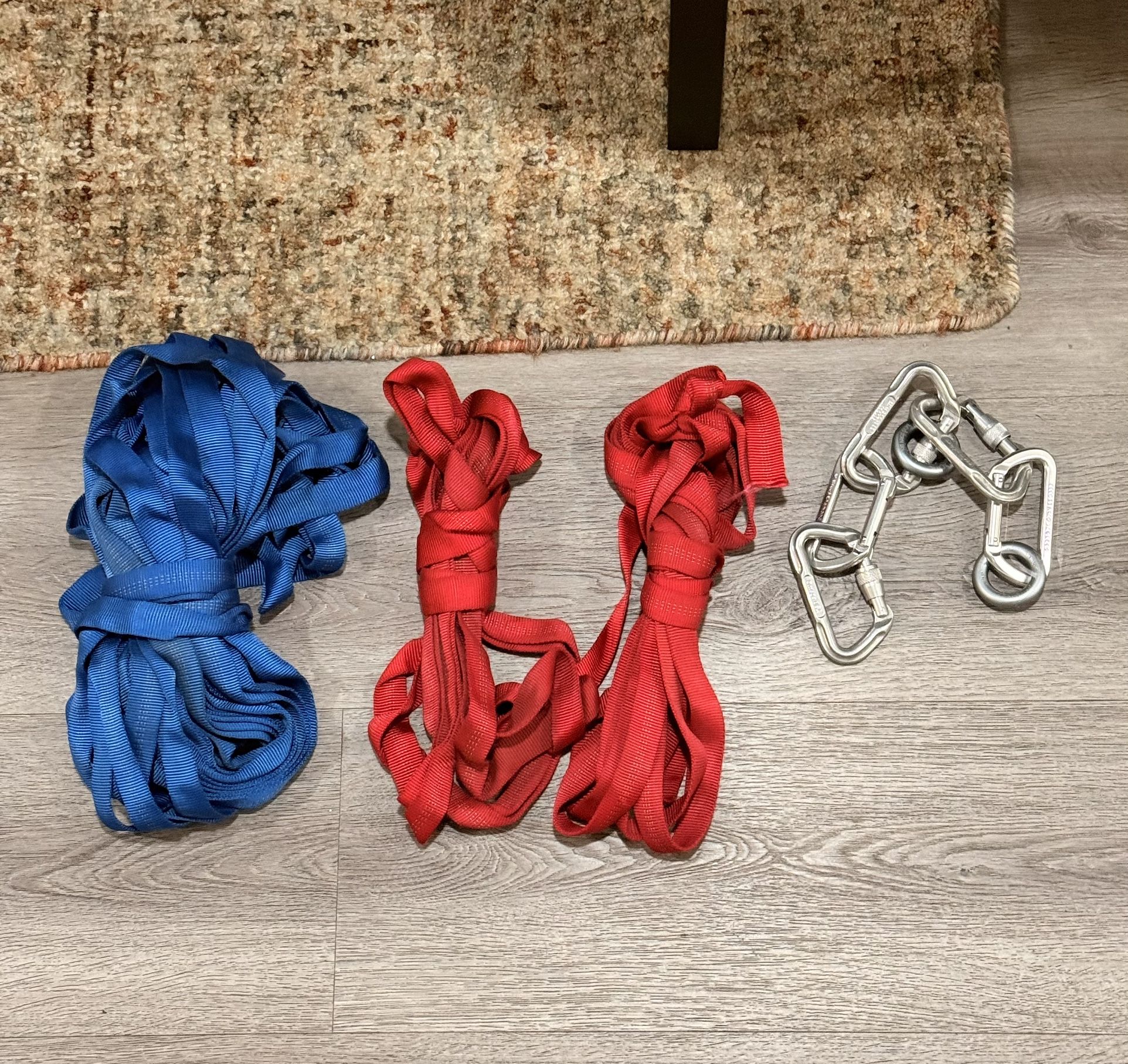 Slackline Primitive Set Up