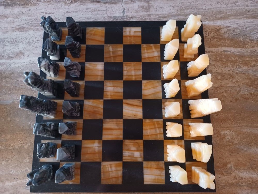 Aztec Mayan Marble/Onyx Chess Set. Very Heavy. 100% Complete
