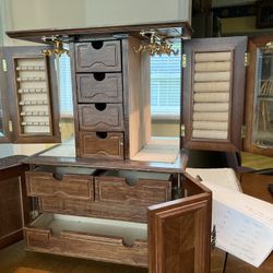 Jewelry Case