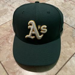 Oakland New Era Fitted hat 7 1/4
