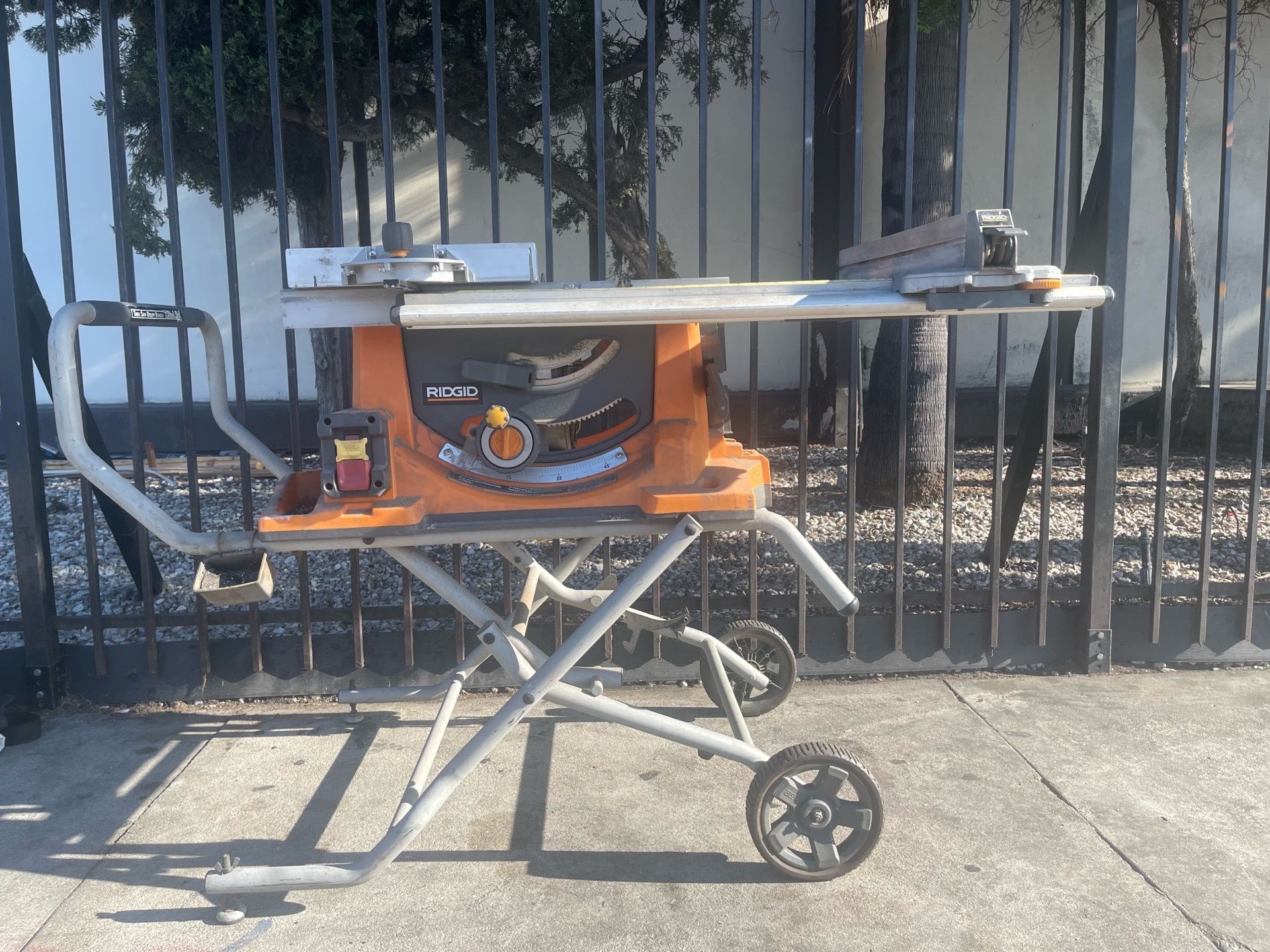 Ridgid table saw