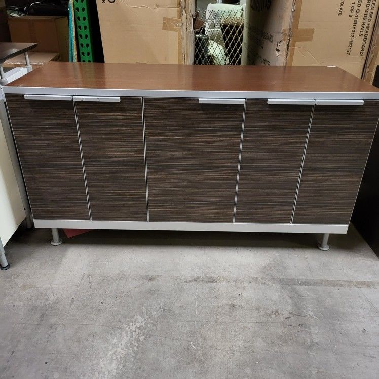 Unique 5 Door Cabinet with 3 Storage Spaces