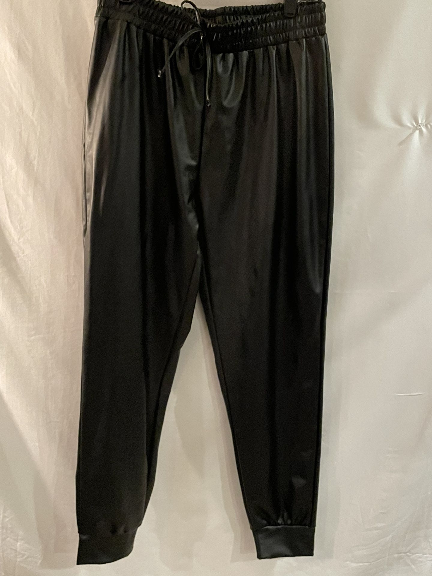 Ladies Womens size Large no comment black faux leather joggers