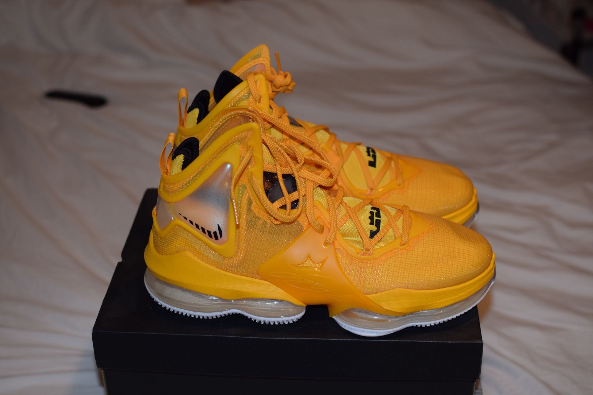 LeBron 19 Hard Hat Size 11 Brand New No Box