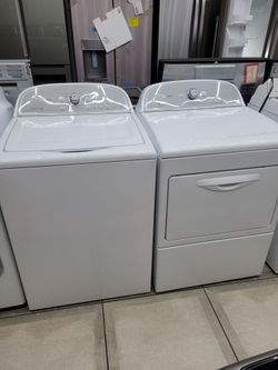 Whirlpool topload washer & electric dryer