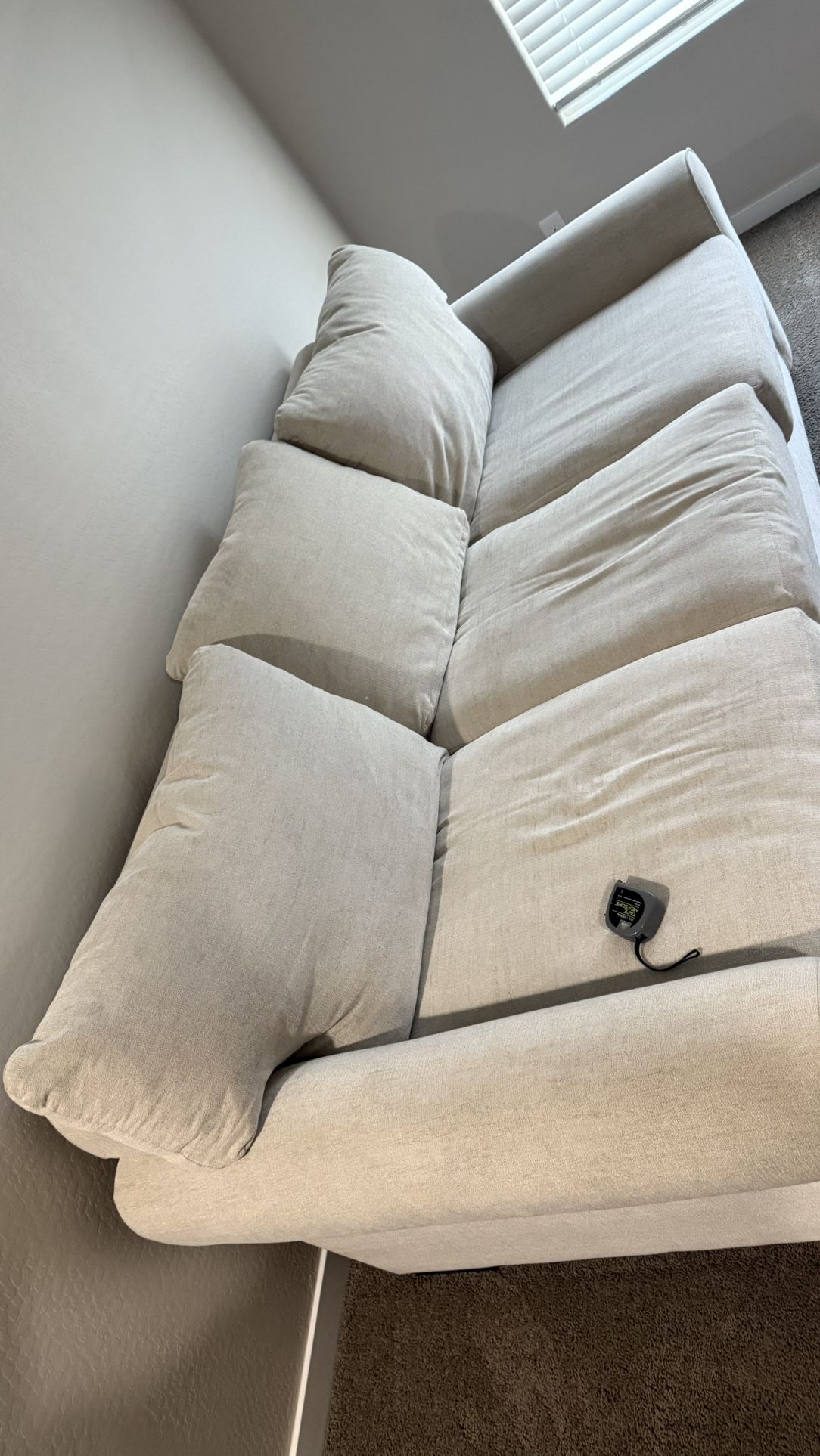 Like New Couch. Need Gone