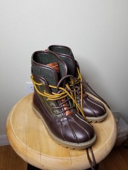 Brand new Tommy Hilfiger boots size 1