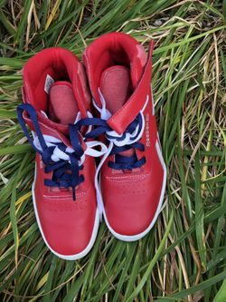 Old School Reeboks 5Y