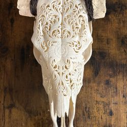 Hand Craved Cow Head Motif Decor