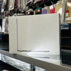 MacBook Air 13in M3 Chip 