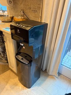 Avalon water  dispenser