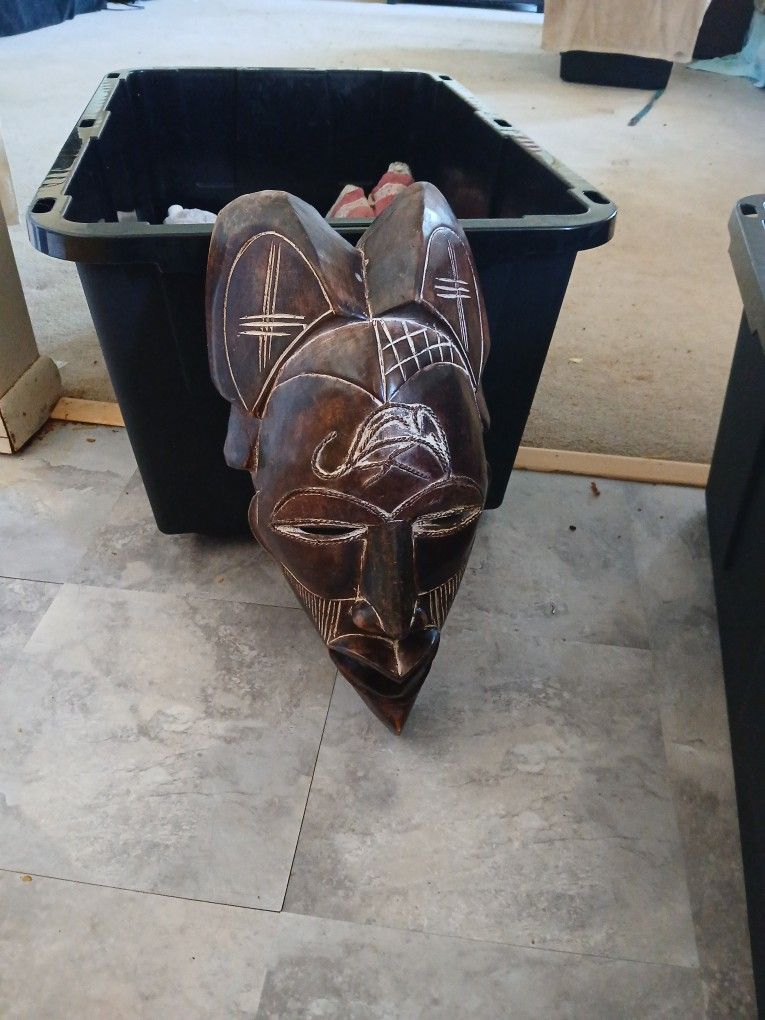 African mask