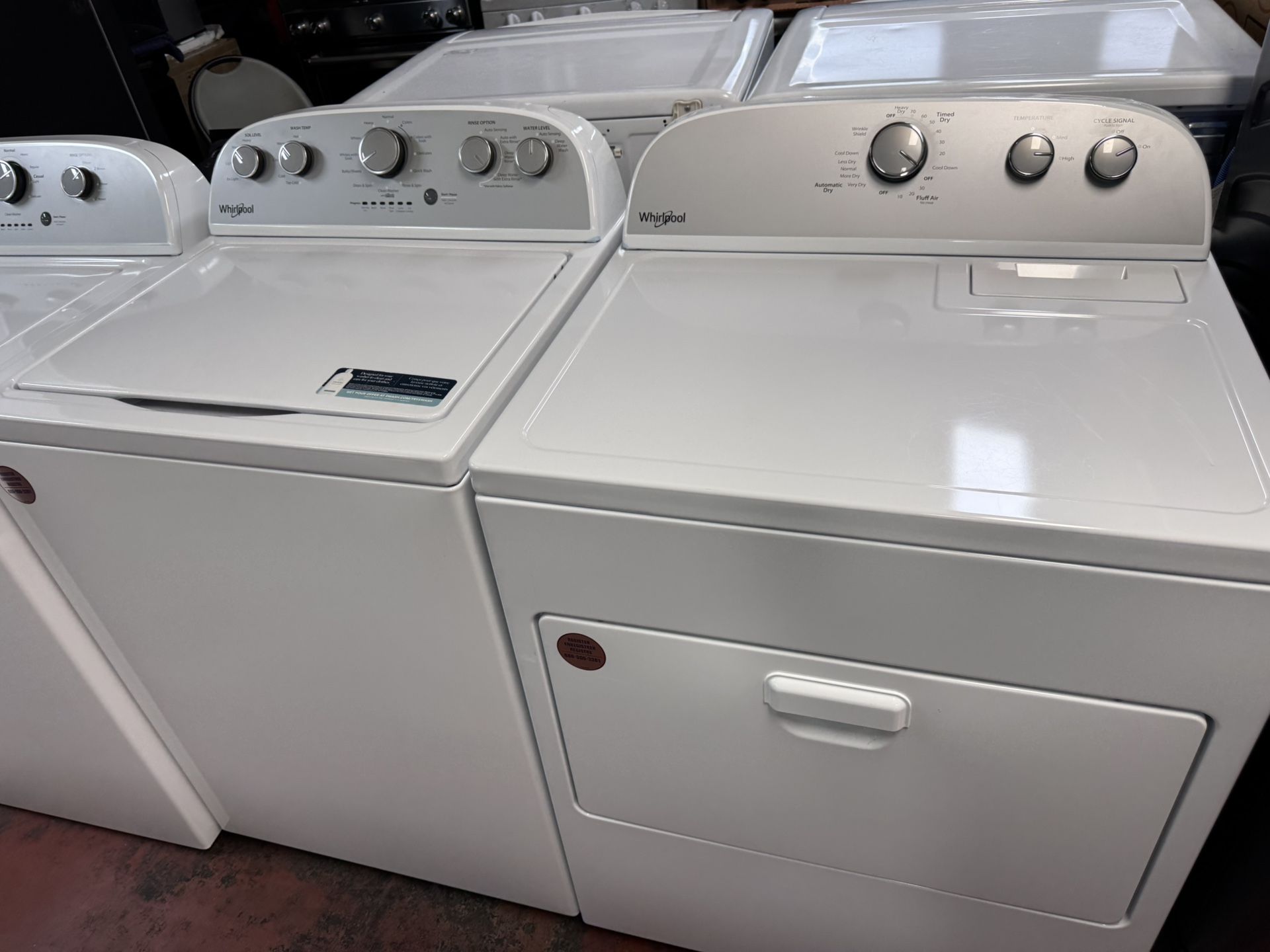 Whirlpool Washer And Dryer Electric Set