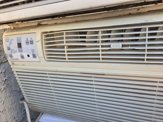 WINDOW AC 12000BTU
