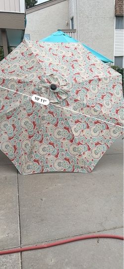 10'11" Outdoor Patio Umbrella Floral Pattern