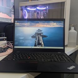 Lenovo ThinkPad P15s Gen 2 - 15.6" Laptop - Intel Core I7/16GB RAM/512GB SSD/NVIDIA T500/W11 Pro