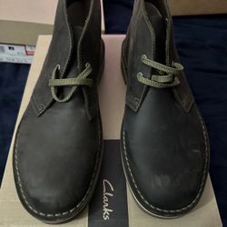 Clark’s Desert Boots Men’s 8