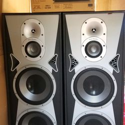Sony Stereo System with (2) Pro Studio Towers