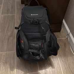 VANGUARD Adaptor 48 Camera Backpack Rucksack for DSLR Camera, Lens, and Tripod Holder