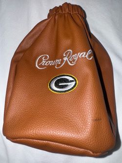 LIMITED EDITION CROWN ROYAL WHISKEY PACKERS FOOTBALL BOTTLE ZIPPER COVER BAG