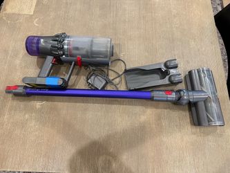 Dyson V11 animal Vacuum