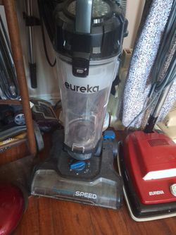 Eureka Vacuum. Great Condition. $15.
