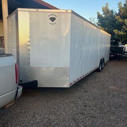 2017 enclosed cargo trailer 28'