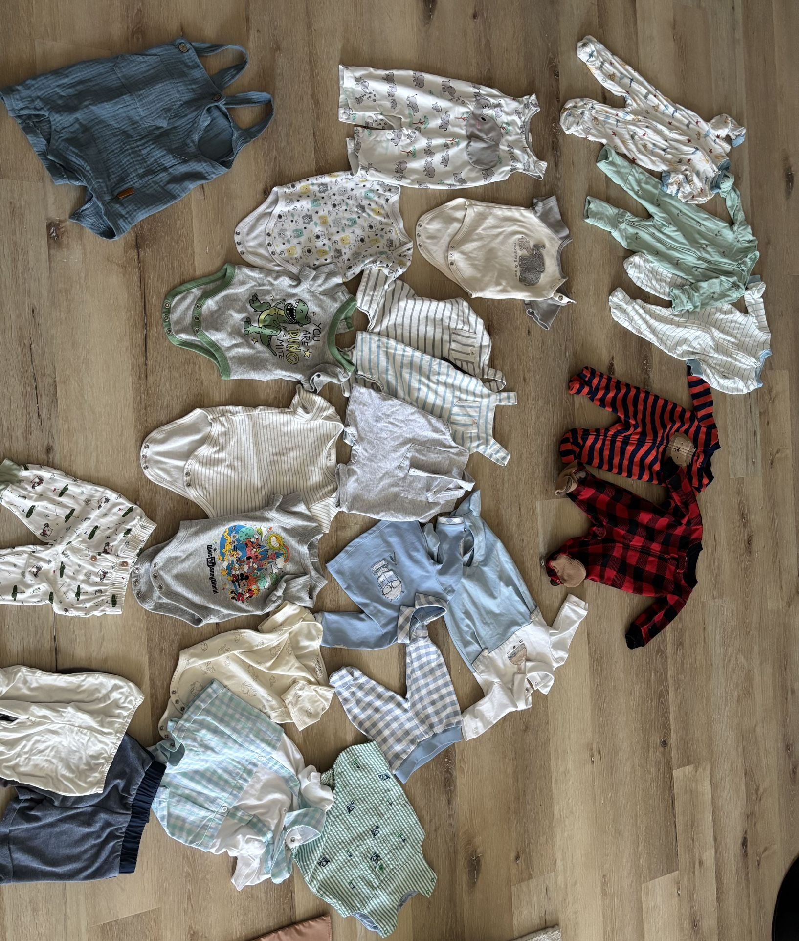 Baby Clothes Bundle!! 