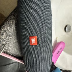 Jbl Charge Essential 