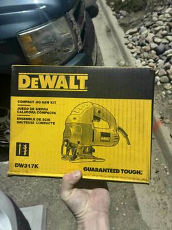 DeWalt Compact Jig Saw Kit