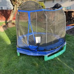 Free kids trampoline