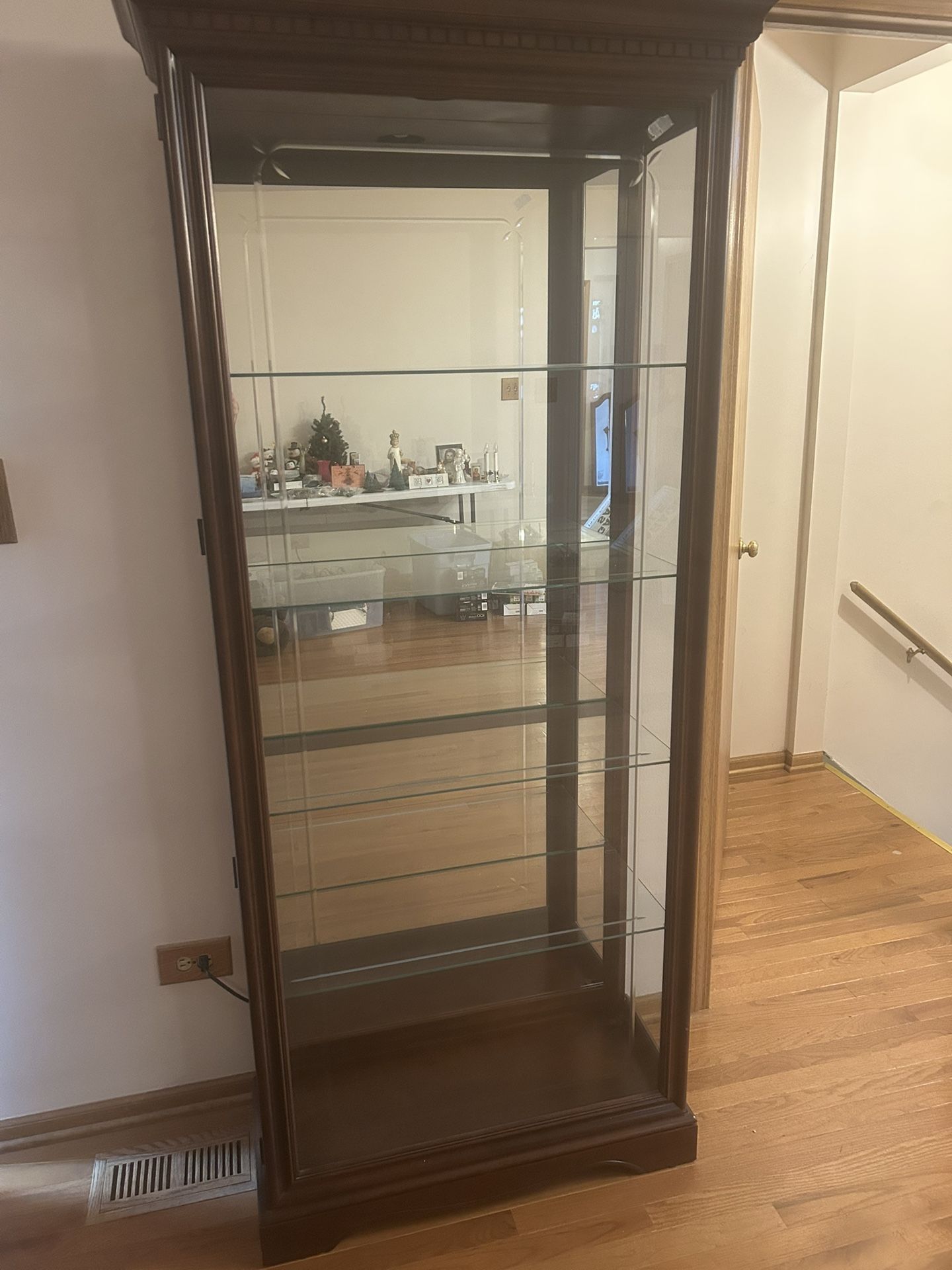 *BLACK FRIDAY PRICE ONLY* Vintage Cherry Wood Curio Cabinet with Mirrored Glass Back Display & Shelves by Pulaski Furniture