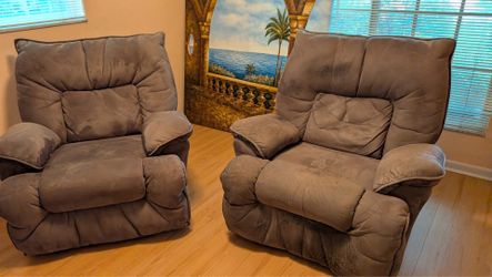 Recliners!’