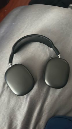 AirPods Max 2s