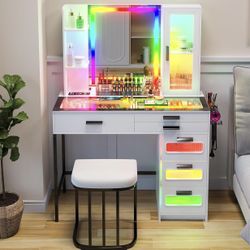 Makeup Vanity 