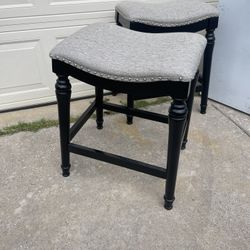 Barstools 26” Tall Only $2. $70 Firm Price Like New Conditions 