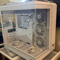 Asus TUF Horizon PC Case + TUF RGB Kit/ 10 case Fans