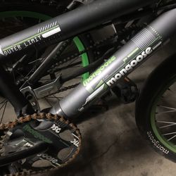 2011 Mongoose Outer Limit Bmx Bike 