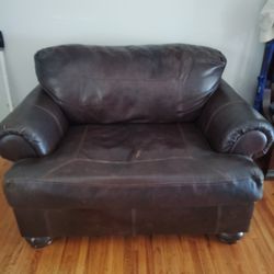 Oversized Leather Loveseat 
