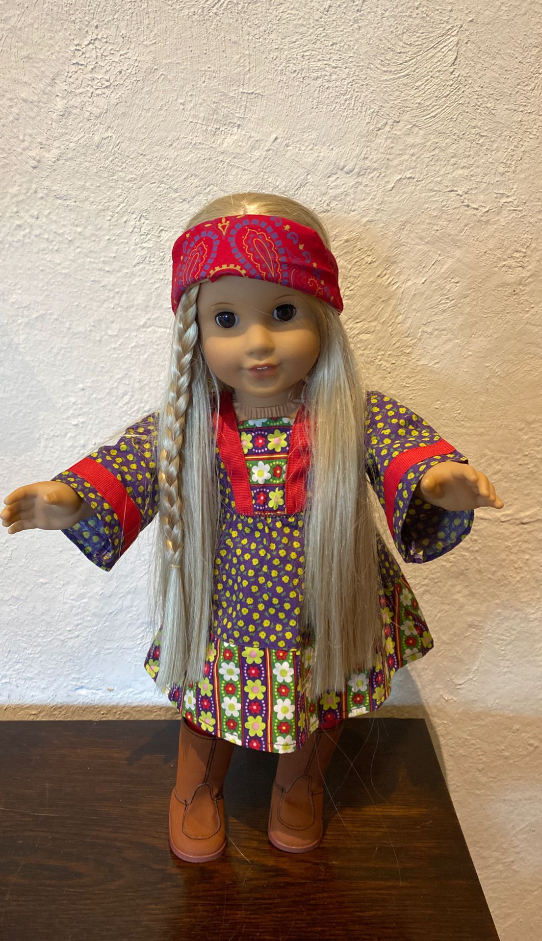 American girl doll Julie in calico outfit EUC