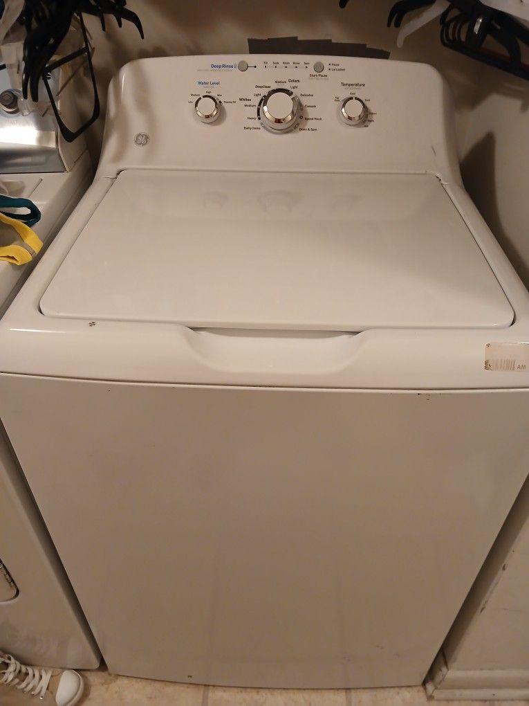 Washer/Dryer $400 Couple