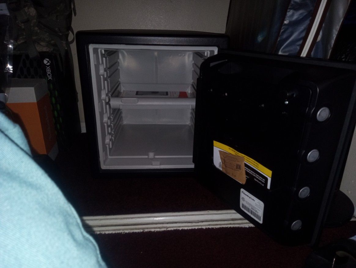 Sentry Safe