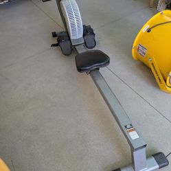 Rowing Machine 